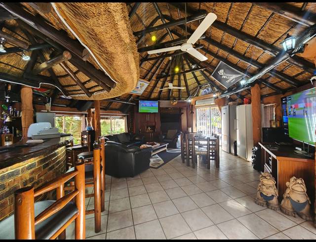 3 BEDROOM HOUSE FOR SALE IN FALCON RIDGE